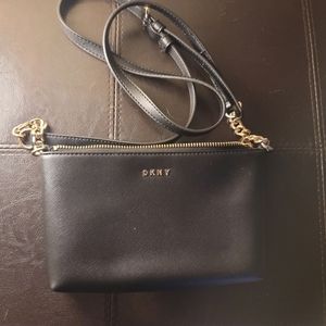 DKNY